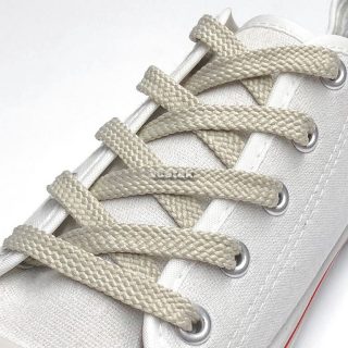 Шнурки обувные светло-бежевые плоские фото
